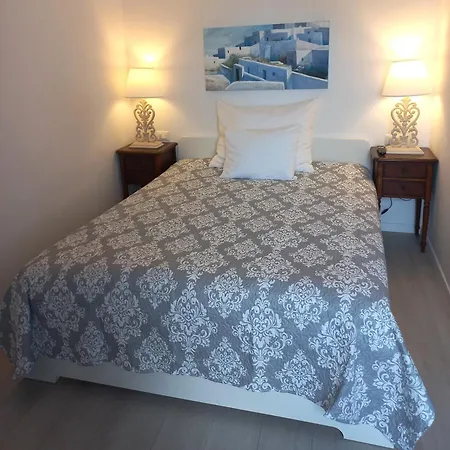 Christa's * Oia (Santorini)